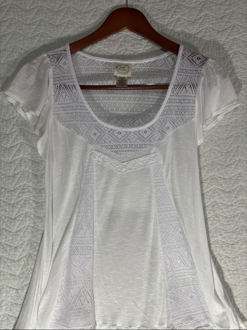 White Crochet-Inset Scoop Neck Blouse - Picture 3 of 5